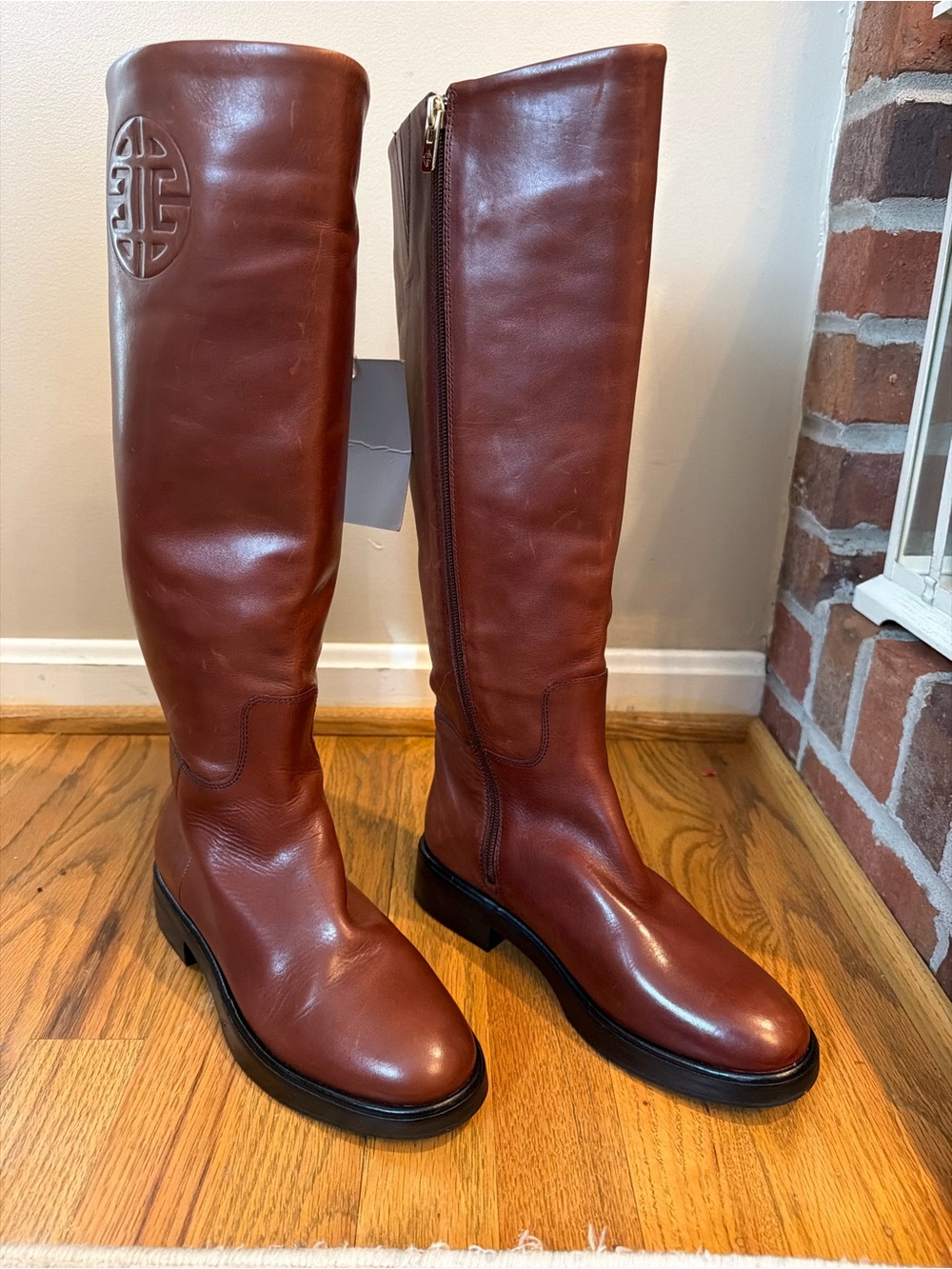 Antonio Melani Brown Leather Knee High Riding Boots Zip Round Toe Block Heel 6.5